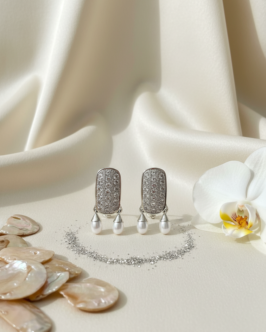 Earring: Pearl & Cubic Zirconia