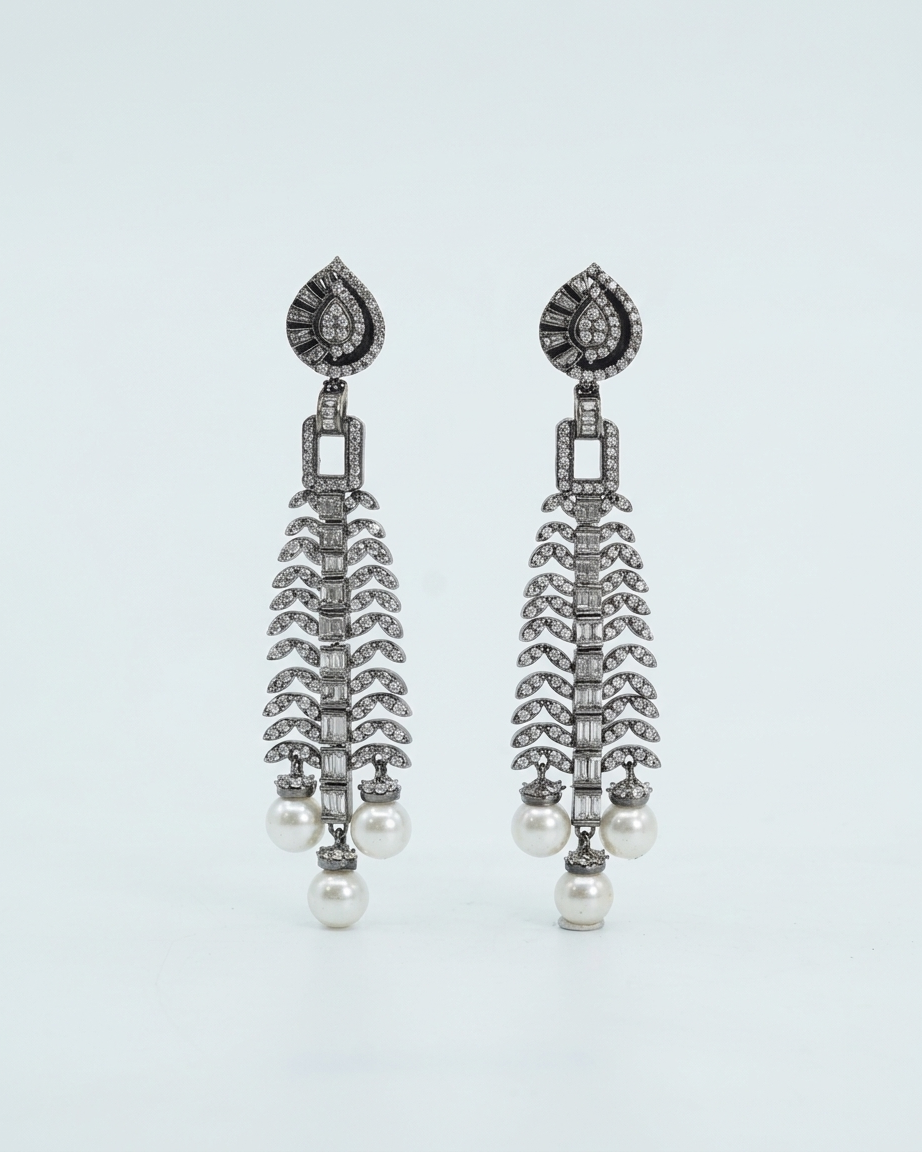 Earring: Pearls & Zirconia
