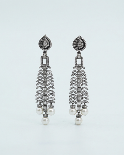 Earring: Pearls & Zirconia