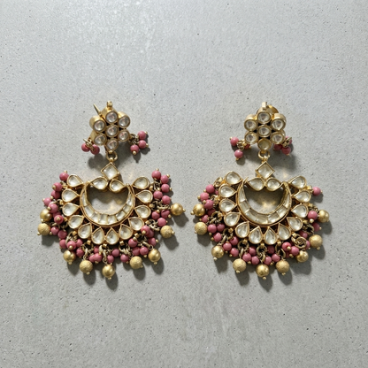 Earring: Kundan & Beads