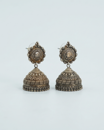 Earring: Carved & filigree
