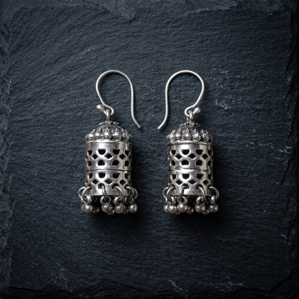 Earring: Silver Beads