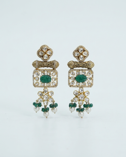 Earring: Uncut Semi-Moissanite Polki Kundan & Emerald