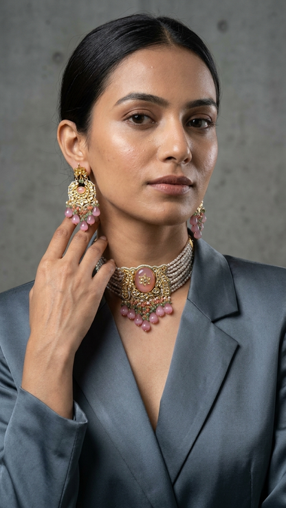 Necklace Set: Kundan, Pearls & Beads