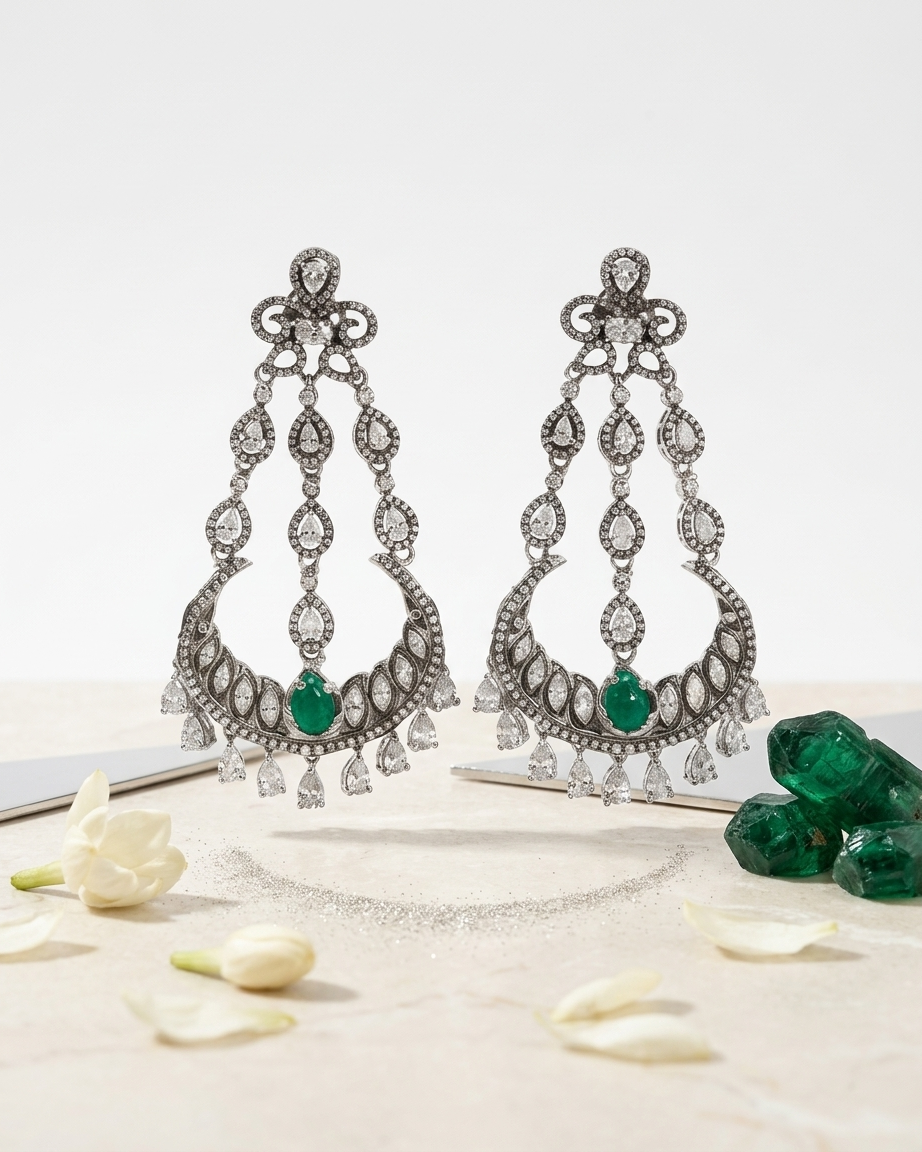 Earring: Cubic Zircon & Emerald