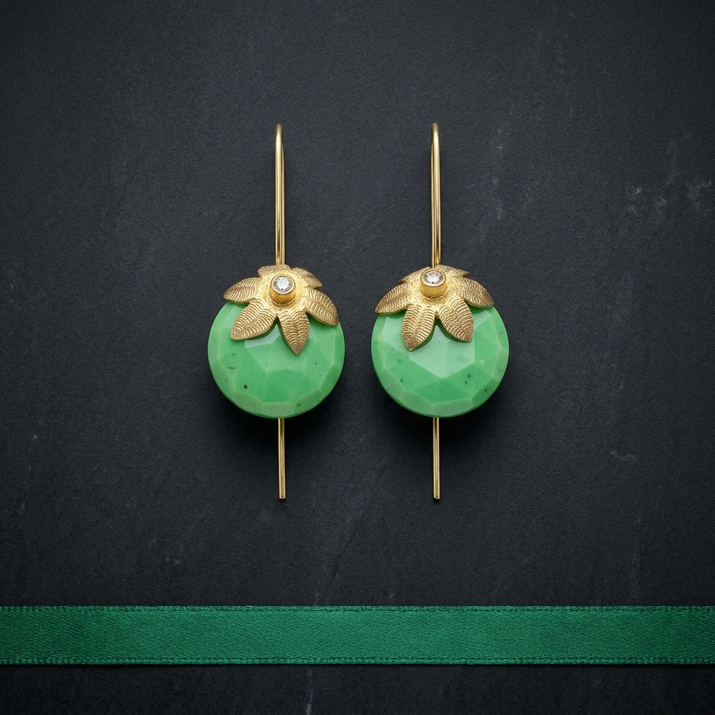 Earring: Semi Chrysoprase