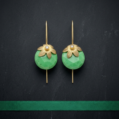 Earring: Semi Chrysoprase
