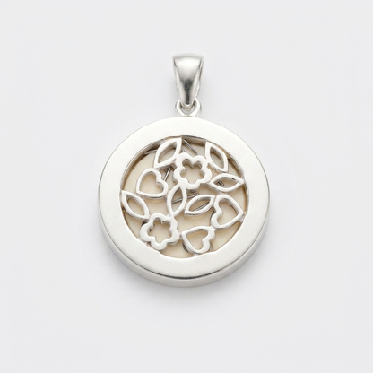 Pendant: MOP (Mother of Pearl)