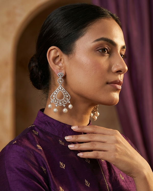 Earring: Cubic Zirconia & Pearl