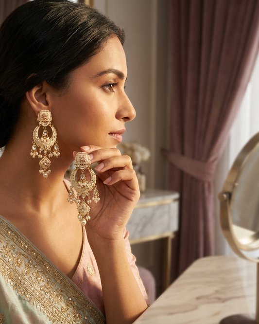Earring: Uncut Polki Kundan, Meenakari & Pearl