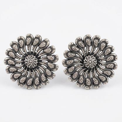 Earring: Silver Design