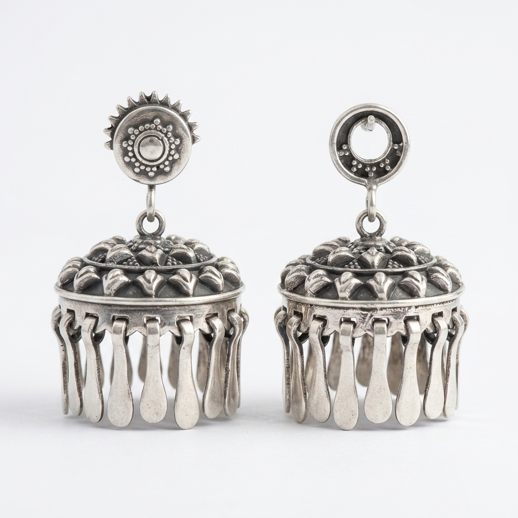 Earring: Silver Strings