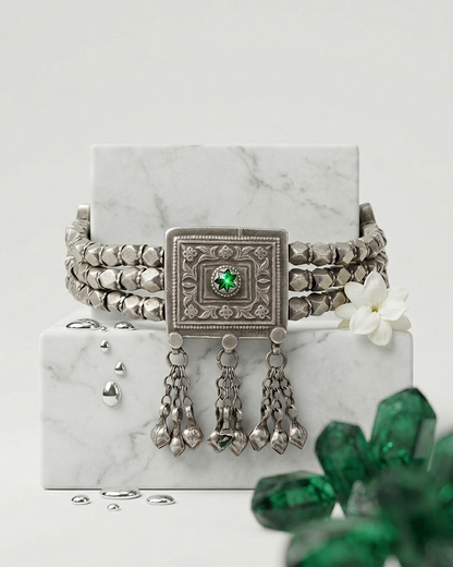 Neck Chain: Glass Emerald