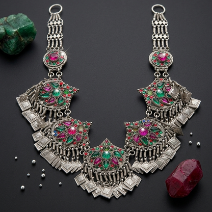 Neck Chain: Glass Stones