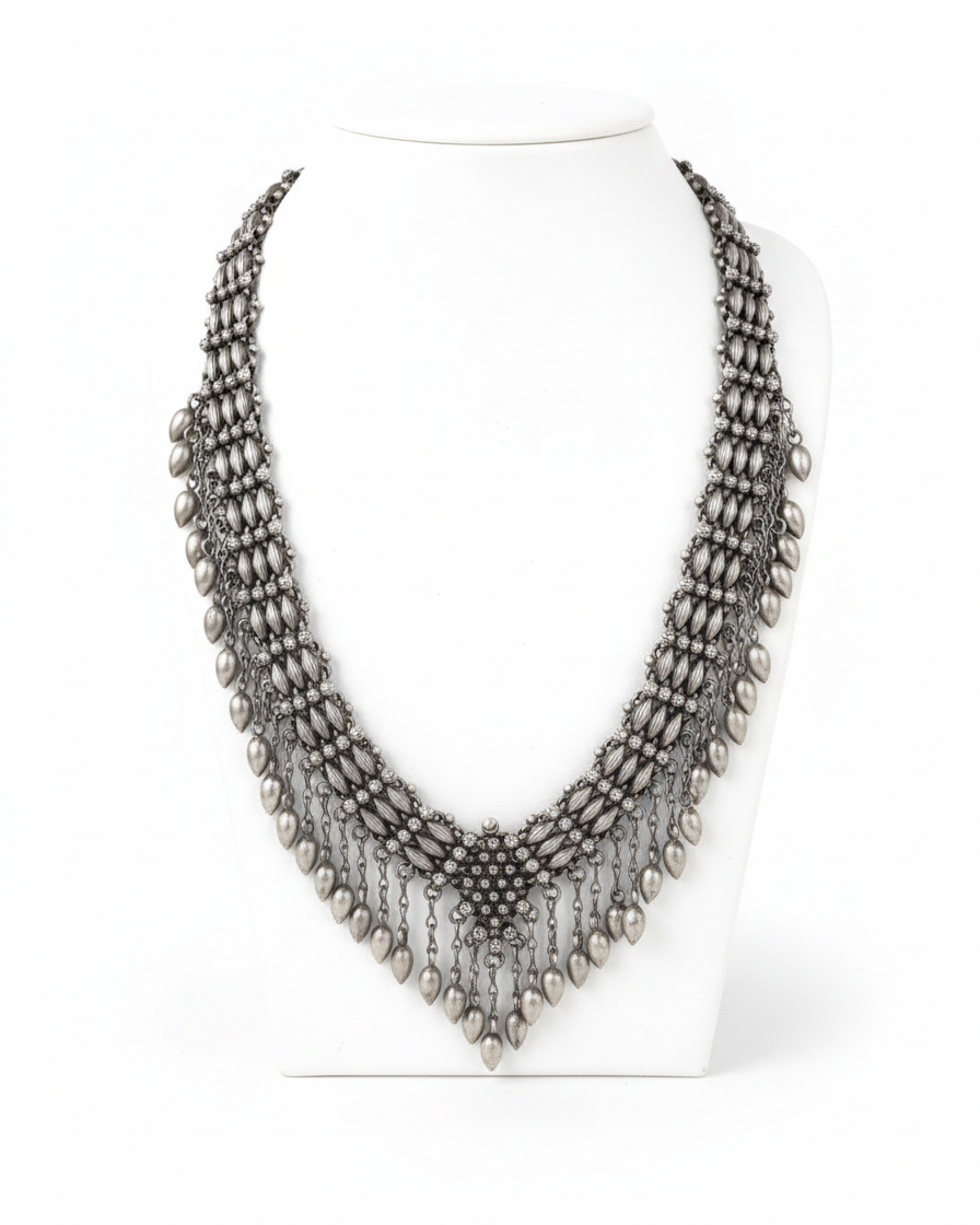 Neck Chain: V Drop Style