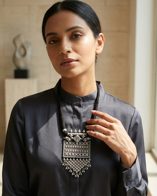 Neck Chain: Rectangular Antique