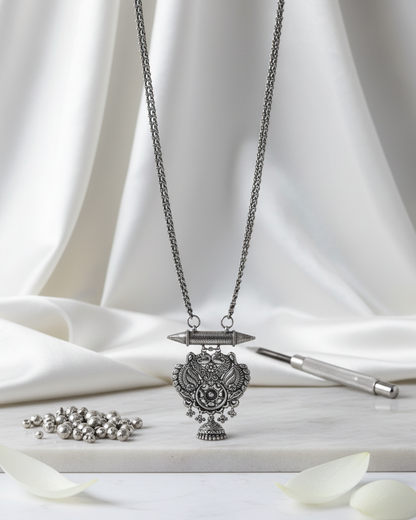 Neck Chain: Dhaal