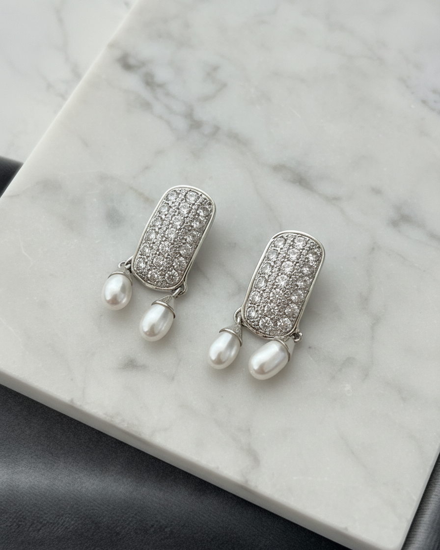 Earring: Pearl & Cubic Zirconia