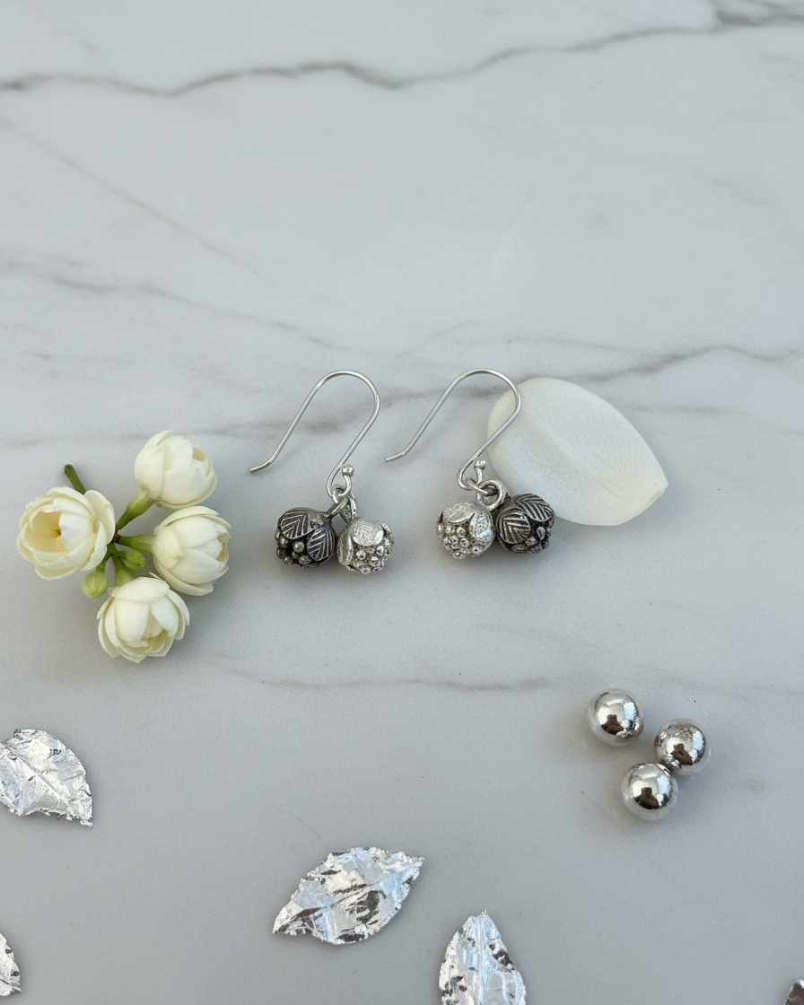 Earring: Roses
