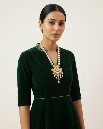 Neck Chain: Uncut Polki Kundan, Rose Quartz, Cubic Zirconia & Pear