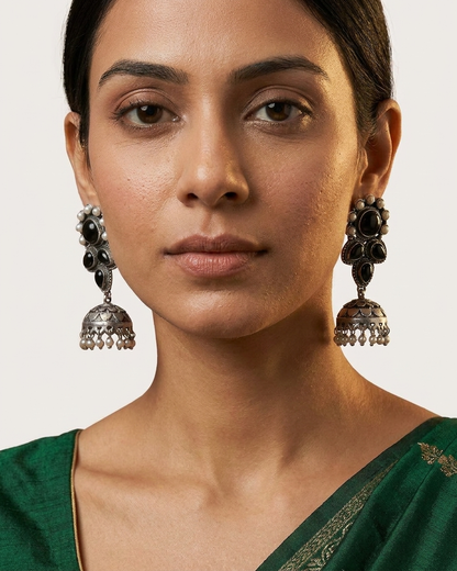 Earring: Black Onyx & Pearl